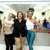 Grazi Massafera e Taís Araújo exibem elasticidade e boa forma em aula de ballet fitness, neste sábado, 21 de março de 2015