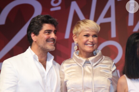 O namorado de Xuxa, Junno Andrade, será responsável pela trilha sonora do novo programa, que se chamará 'Xuxa Meneghel'