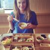 Drew Barrymore compartilhou fotos de sua viagem ao Japão em seu Instagram, na última semana