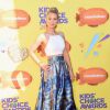 Iggy Azalea usa saia longa e deixa barriga à mostra no Kids' Choice Awards 2015