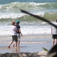 Paul McCartney curte dia de folga da turnê em praia da Bahia