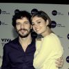 Sophie Charlotte vai com o noivo, Daniel de Oliveira, à première do Projeto Nivea, que traz Ivete Sangalo e Criolo cantando Tim Maia, no Rio, em 31 de março de 2015