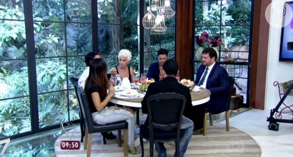 Convidados discutem sobre o 'Big Brother Brasil' no palco do 'Mais Você', nesta quarta-feira, 1º de abril de 2015