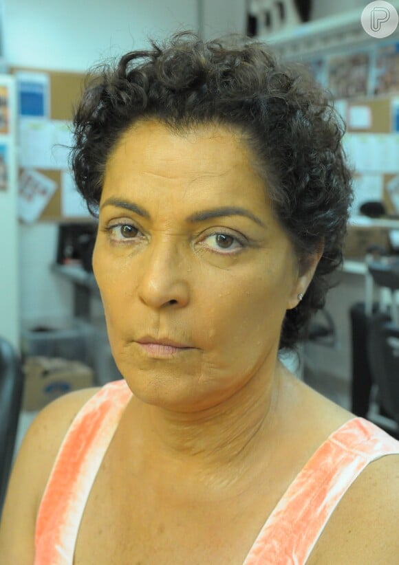 Angelina Muniz já aparece bem envelhecida para dar vida à Tuya, sua personagem na novela 'Os Dez Mandamentos'