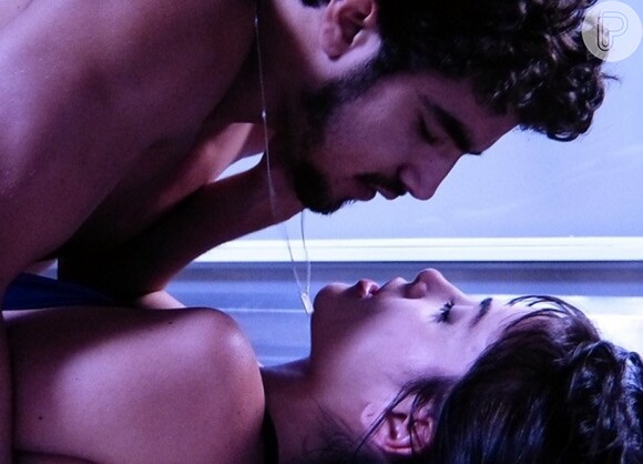 Caio Castro e Maria Casadevall se conheceram nas gravações da novela 'Amor à Vida'