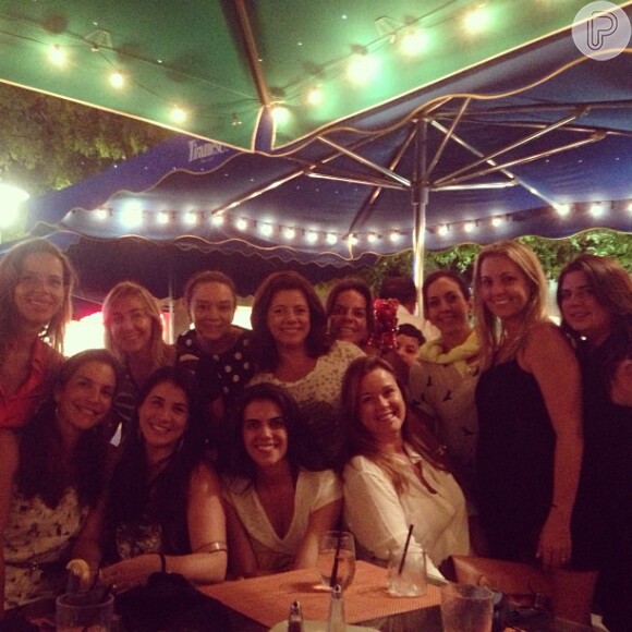 Foto: 'Que delicia de jantar! Meninas, vamos repetir a dose!', publicou  Ivete Sangalo, em seu perfil do Instagram - Purepeople