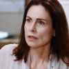 Ainda em 'Alto Astral', Laura (Nathalia Dill) vai desconfiar de que Úrsula (Sílvia Pfeifer) seja realmente sua mãe e vai exigir que ela faça um exame de DNA