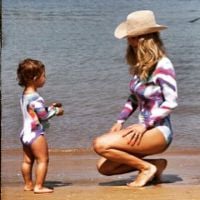 Guilhermina Guinle usa maiô idêntico ao da filha em praia: 'Mais lindo anjo'