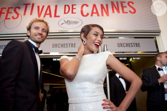 Taís Araújo faz pose no Festival de Cannes 2013