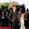 A apresentadora russa Elena Lenina mais uma vez caprichou no penteado no terceiro dia do Festival de Cannes, nesta sexta-feira, 15 de maio de 2015