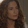 Regina (Camila Pitanga) reolve denunciar Inês (Adriana Esteves) e Beatriz (Gloria Pires) à polícia pelo assassinato de seu pai, na novela 'Babilônia'