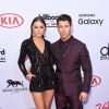 Nick Jonas e modelo Olivia Culpo no Billboard Music Awards 2015, em 17 de maio de 2015