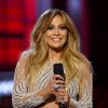 Jennifer Lopez no palco do Billboard Music Awards, em 17 de maio de 2015