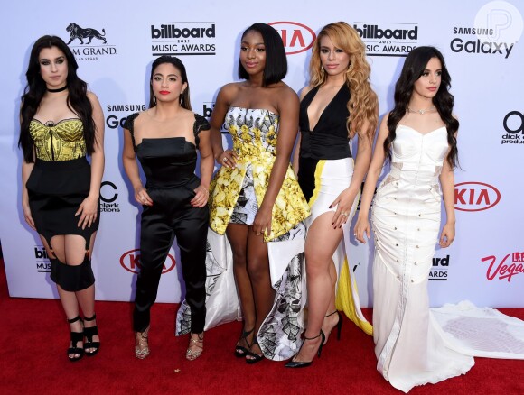 As cantoras Lauren Jauregui, Ally Brooke, Normani Hamilton, Dinah-Jane Hansen e Camila Cabello, do grupo Fifth Harmony, no Billboard Music Awards 2015