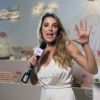 Rafa Brites usou o seu próprio vestido de noiva em reportagem do 'Mais Você' exibida nesta quinta-feira, 21 de maio de 2015