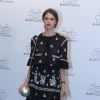 A escolha de Laura Neiva para o Brazil Foundation Gala São Paulo foi um look Chanel