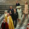 A Família Real faz a sua entrada na igreja