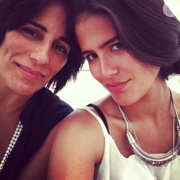 Gloria Pires e a filha Antonia Morais, de 22 anos, também se parecem muito