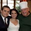 Cássio Gabus Mendes oficializou a união de mais de 20 anos com a atriz Lídia Brondi no bistrô do chef e amigo Max Abdo, no sábado, 25 de maio de 2013