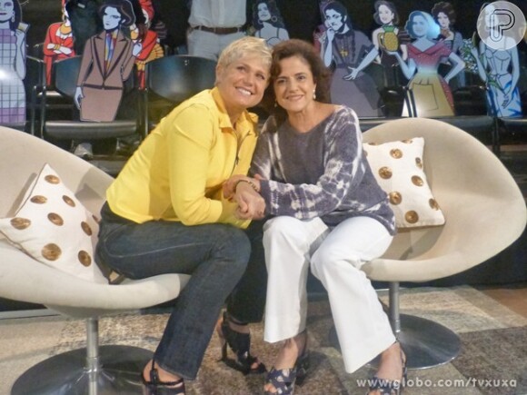 Xuxa reuniu um grupo de famosos para homenagear a atriz Marieta Severo, em 07 de junho de 2013