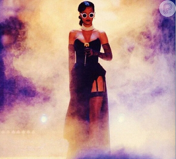 Rihanna divulga o desfile da Victoria's Secret