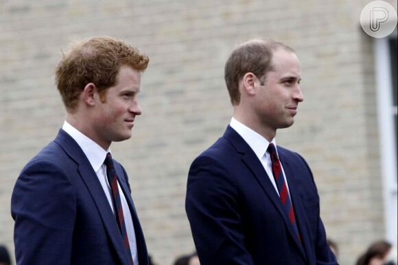 Príncipe Harry é irmão do príncipe William da Inglaterra, filho do príncipe Charles e da princesa Diana