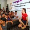 Julia Lemmertz visitou comunidade do Passarinho, em Pernambuco, nesta terça-feira, 11 de junho de 2013