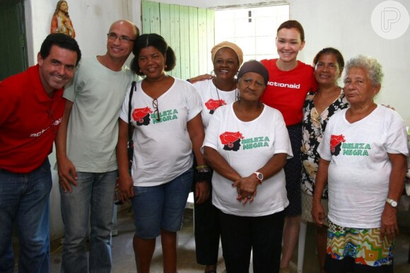O cineasta Aluizio Abranches acompanha Julia Lemmertz na ação em Pernambuco