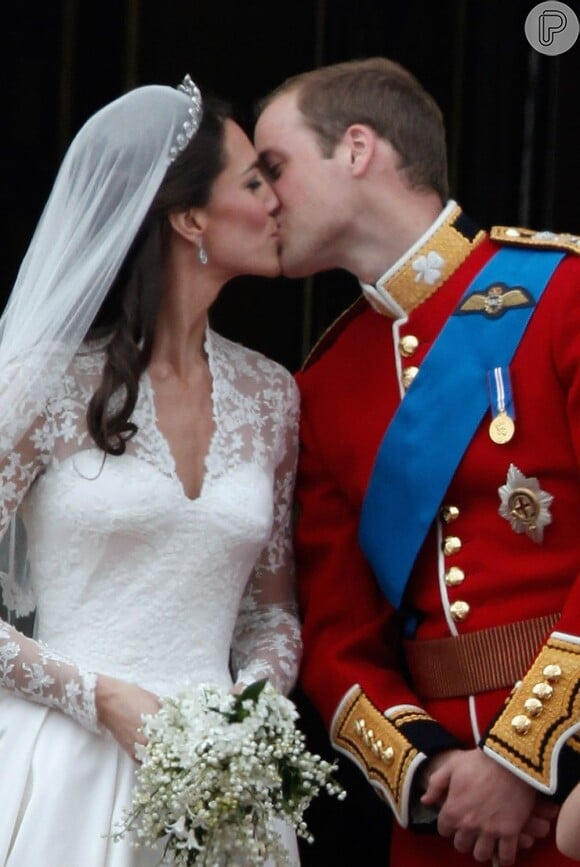 O dia 29 de abril de 2010 entrou para a história com o casamento da plebeia Kate Middleton com Príncipe William, da realiza britânica