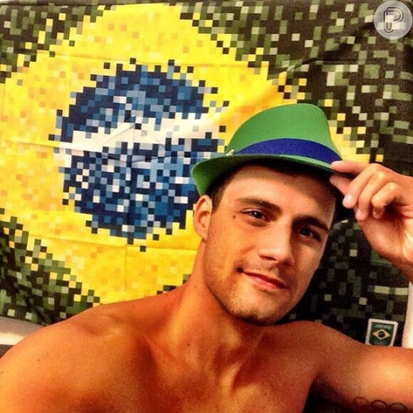 Leonardo de Deus comentou a surpresa de ser eleito um dos bonitões da equipe brasileira no Pan: 'O Hugo Gloss postou uma foto e fez maior bafafá. Ele falou que somos garotos-magia. Foi muito engraçado'