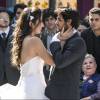 Na novela 'Malhação', Jade (Anaju Dorigon) se casou com Cobra (Felipe Simas) no capítulo que foi exibido nesta quarta-feira, 15 de julho de 2015