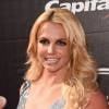 'Olhar para a Britney Spears me faz nunca querer fazer uma cirurgia plástica na vida', escreveu uma internauta