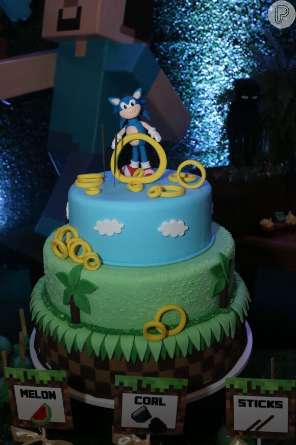 Detalhe da decoração da festa de aniversário dos filhos gêmeos de Suzy Rêgo, Marco e Massimo