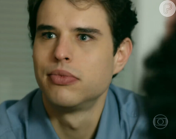 Nos próximos capítulos da novela 'Verdades Secretas', Edgard (Pedro Gabriel Tonini) diz que não quer mais ficar com o apartamento e pediu que Lirys (Jéssica Córes) assine a documentação: 'A gente se separou no dia que você fez book rosa'