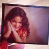 'Bateu saudade...', escreveu Bruna Marquezine ao postar uma foto sua na infância
