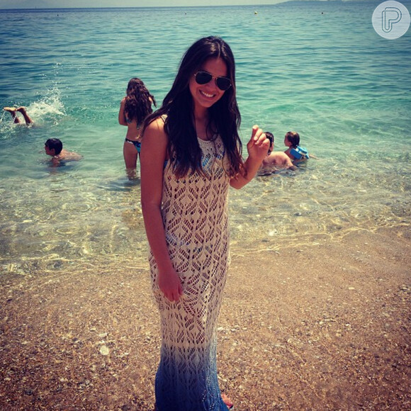 Bruna Marquezine posa em Corfu, ilha localizada na Grécia