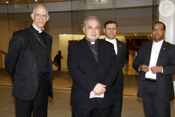 Dom Orani, arcebispo do Rio de Janeiro, conferiu ao espetáculo 'Enlace - A Loja do Ourives', baseado em texto de João Paulo II
