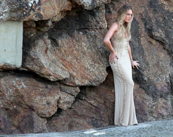 vestido longo arpoador
