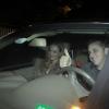 Angélica e Luciano Huck chegam de carro à festa de 33 anos de Claudia Leitte
