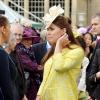 Kate Middleton se diverte em evento oficial da corte britânica