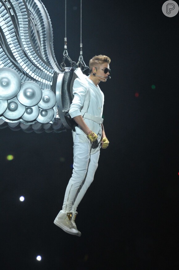 Justin Bieber está viajando o mundo com a turnê "Believe" e desembarca no Brasil em novembro deste ano