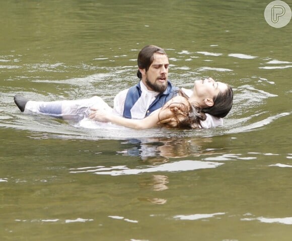 Melissa (Paolla Oliveira) ficou ainda mais furiosa quando Lívia (Alinne Moraes) foi salva por Felipe (Rafael Cardoso), na novela 'Além do Tempo'