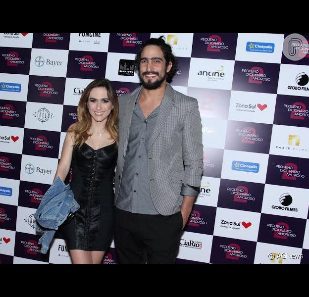 Tatá Werneck acompanha o namorado, Renato Góes, em pré-estreia de filme ...