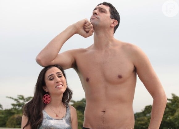 Valdirene (Tatá Werneck) também já atacou o nadador Gustavo Borges em 'Amor à Vida'