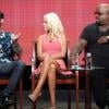 Christina Aguilera aparece mais magra na coletiva de imprensa do 'The Voice', ao lado de Adam Levine e Cee Lo Green