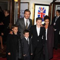 Victoria e David Beckham prestigiam 'Viva forever', com músicas das Spice Girls