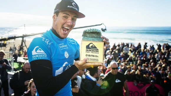 Gabriel Medina ganha título da etapa francesa do Mundial de Surfe: 'Amarradão'