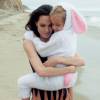 Angelina Jolie posa com a filha Vivienne, de 7 anos, para as lentes da 'Vogue'