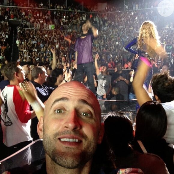 Paulo Gustavo publica foto pertinho de Beyoncé no show da cantora, em Nova York, nos Estados Unidos, em 5 de agosto de 2013