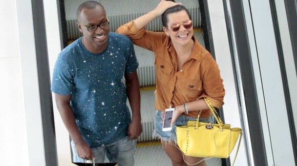 Fernanda Souza repete bolsa de R$ 9.700 em passeio no shopping com Thiaguinho